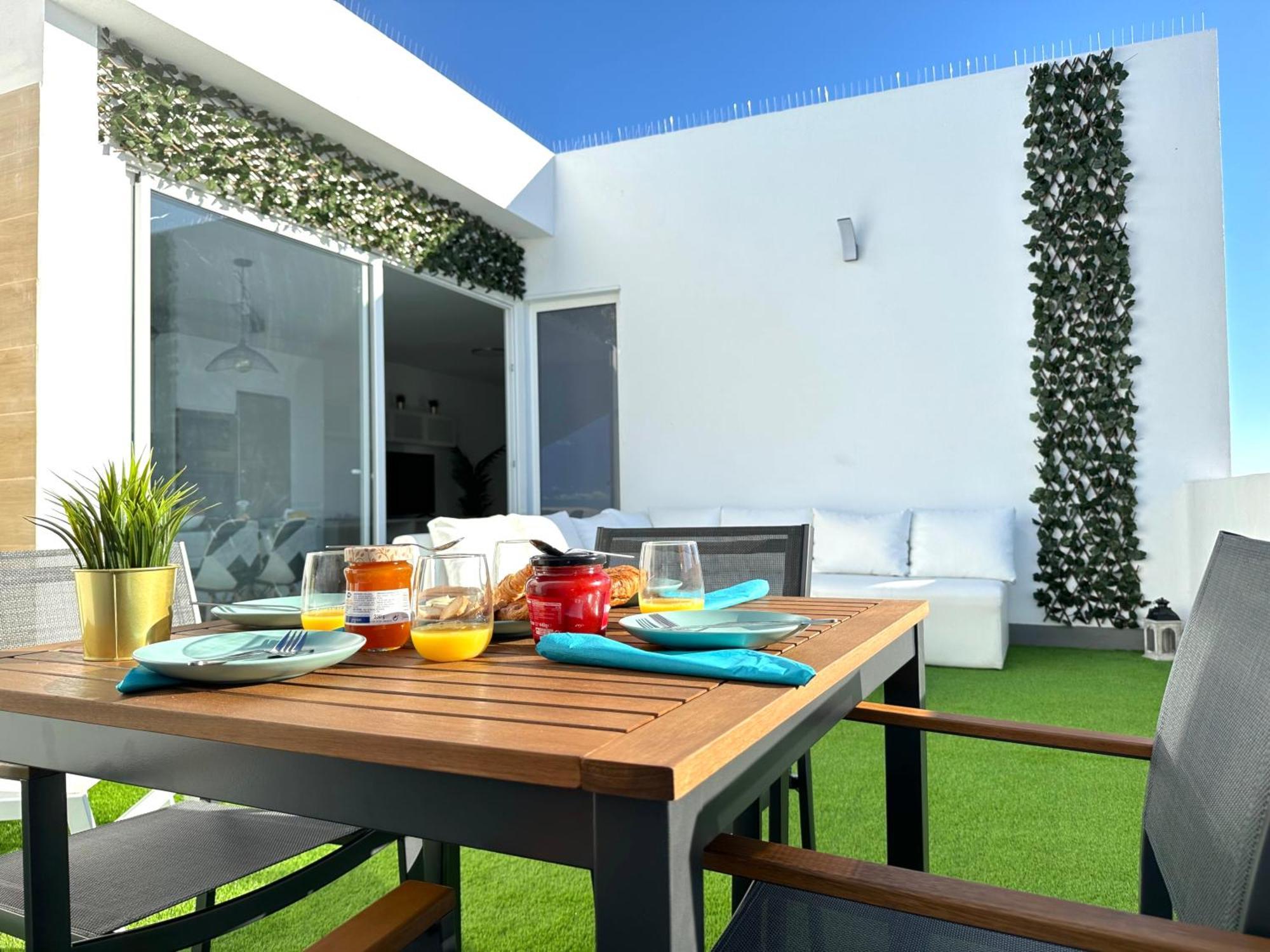Suites Verano Azul Castillo del Romeral المظهر الخارجي الصورة