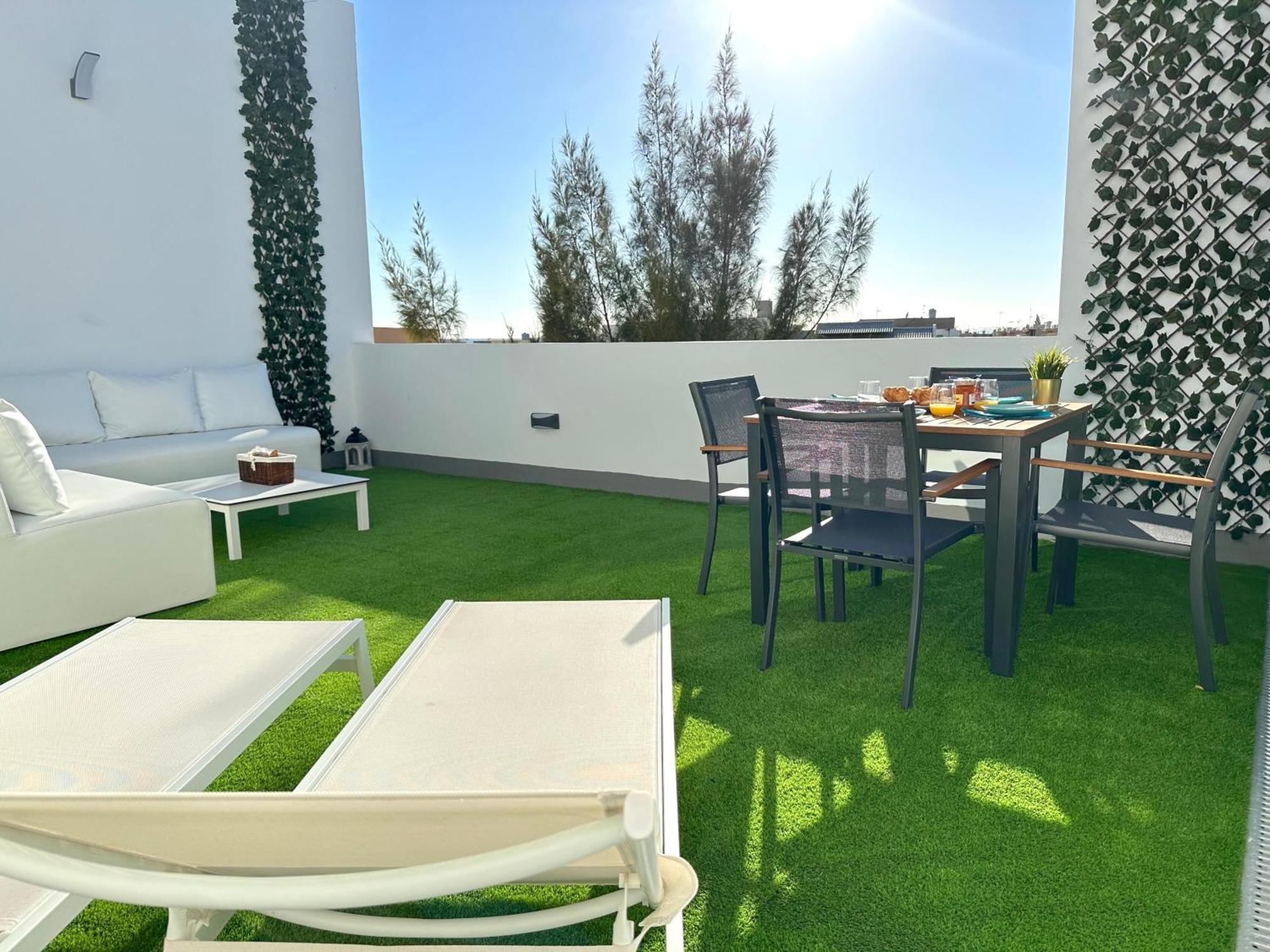 Suites Verano Azul Castillo del Romeral المظهر الخارجي الصورة